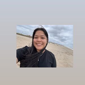 Meet your Posher, Dayana